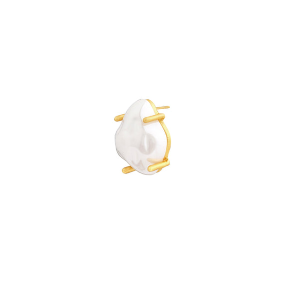 Pearl Delight Earrings: 18K Gold Plated