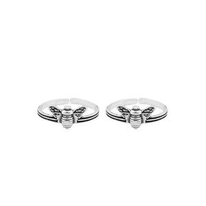 Dragon Fly Oxidised Adjustable Toe Ring: 925 Sterling Silver