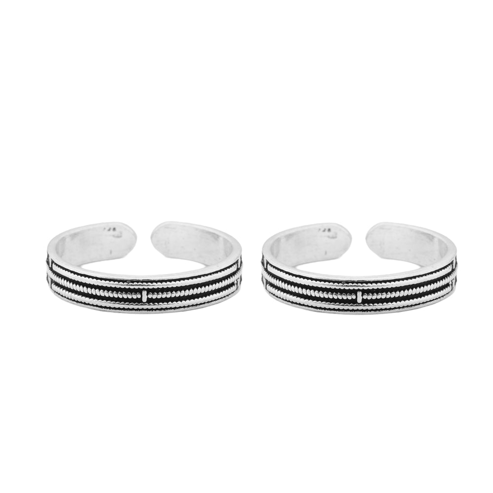 Oxidised Lines Silver Toe Ring: 925 Sterling Silver