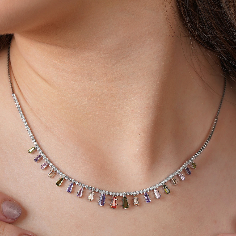 Queen Style Zirconia Stone Necklace: 925 Sterling Silver