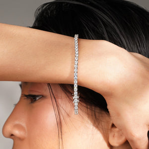 Moissanite Diamond Tennis Bracelet: 925 Sterling Silver