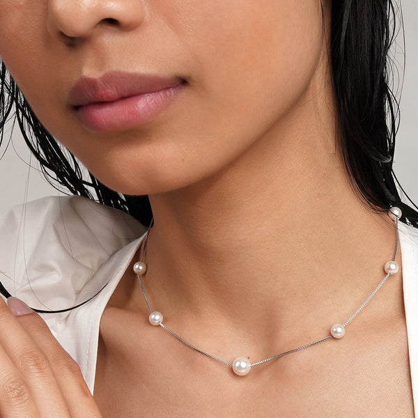 One layer Pearly Necklace: 925 Sterling Silver
