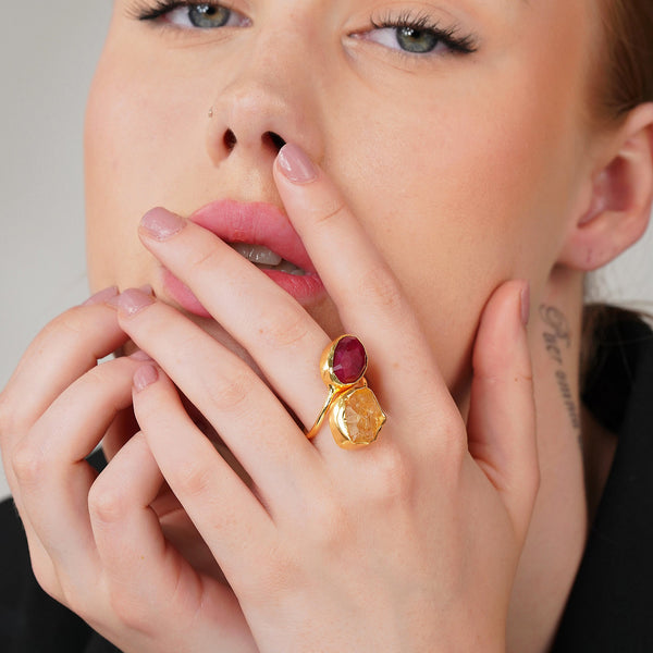 Red Stone Brass Ring: 18K Gold Plated