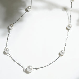 One layer Pearly Necklace: 925 Sterling Silver