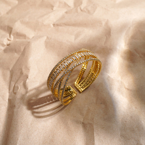 Aesthetic Zirconia Bracelet: 18K Gold Plated