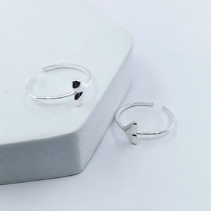 Mermaid Tale Adjustable Silver Toe Ring: 925 Sterling Silver
