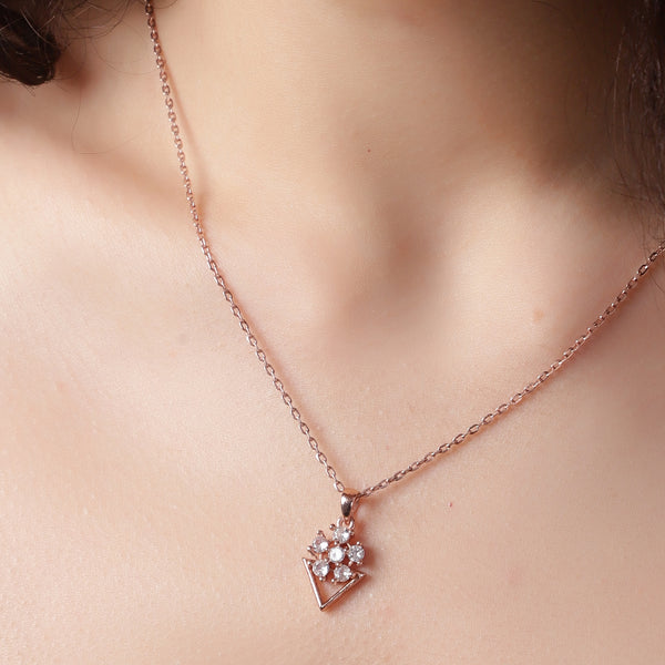 Elegant Bouquet Necklace