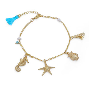 Razare Braclet Detailed Charm Bracelet in Brass: 18k Gold Plated