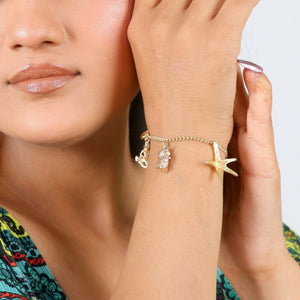 Razare Braclet Detailed Charm Bracelet in Brass: 18k Gold Plated