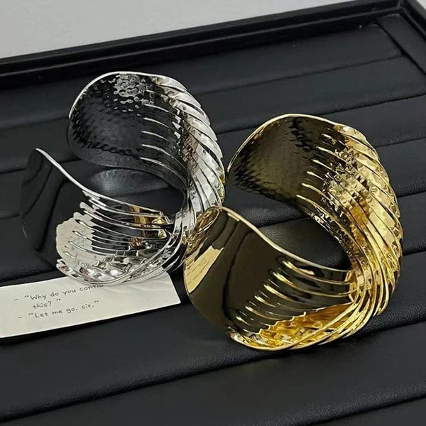 Razare Braclet Snake Skin Bracelet: 18K Gold Plated