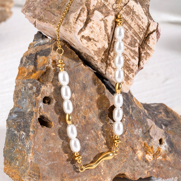 Razare Necklace Teesta Elegant Pearl Chain Necklace for Women | Gold & Pearl Minimal Layering Necklace | Waterproof Anti-Tarnish Stainless Steel Jewelry