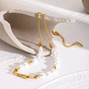 Razare Necklace Teesta Elegant Pearl Chain Necklace for Women | Gold & Pearl Minimal Layering Necklace | Waterproof Anti-Tarnish Stainless Steel Jewelry