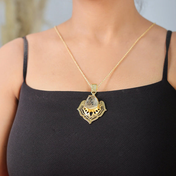 Razare Necklace White Stone Chain Pendant: 18K Gold Plated