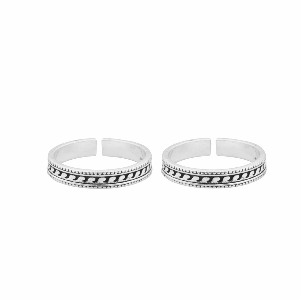 Teesta Classic Pattern Oxidised Adjustable Silver Toe Ring: 925 Sterling Silver