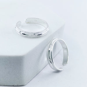 Teesta Classic Silver Adjustable Toe Ring: 925 Sterling Silver
