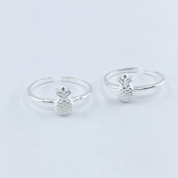 Teesta Cute Pineapple Adjustable Silver Toe Ring: 925 Sterling Silver