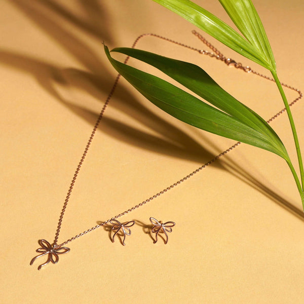 Teesta Earrings Rose gold Flower Shaped Bow Set: 925 Sterling Silver