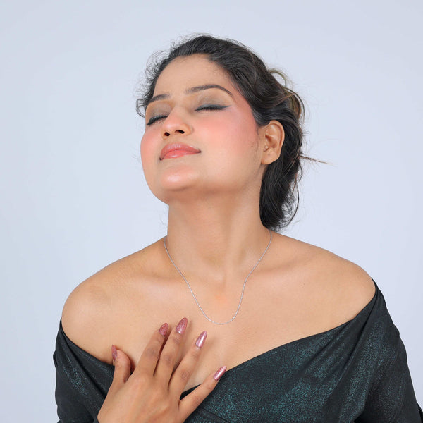 Teesta Effortless Elegance Chain