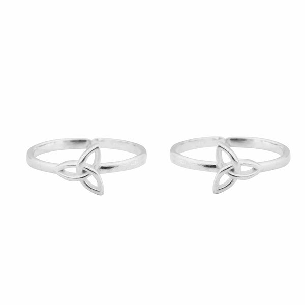 Teesta Flower Defined Silver Adjustable Toe Ring: 925 Sterling Silver