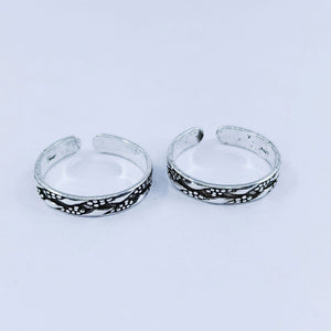 Teesta For You Oxidised Adjustable Silver Toe Ring: 925 Sterling Silver