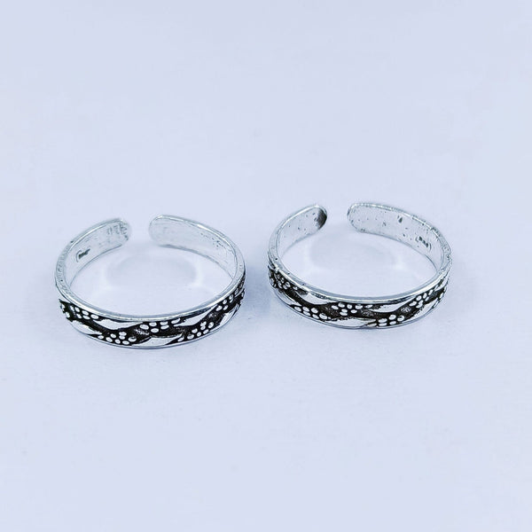 Teesta For You Oxidised Adjustable Silver Toe Ring: 925 Sterling Silver