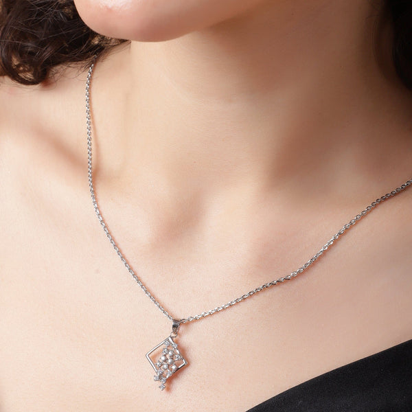 Teesta Geometric Brilliance Necklace
