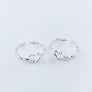 Teesta Little Hearts Silver Adjustable Toe Ring: 925 Sterling Silver