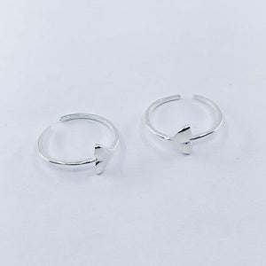 Teesta Mermaid Tale Adjustable Silver Toe Ring: 925 Sterling Silver