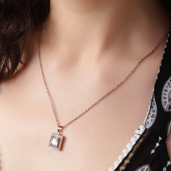 Teesta Necklace Luxe Radiance Silver Necklace