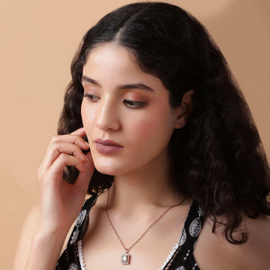 Teesta Necklace Luxe Radiance Silver Necklace