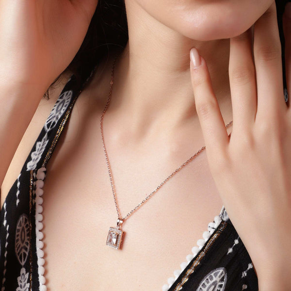 Teesta Necklace Luxe Radiance Silver Necklace