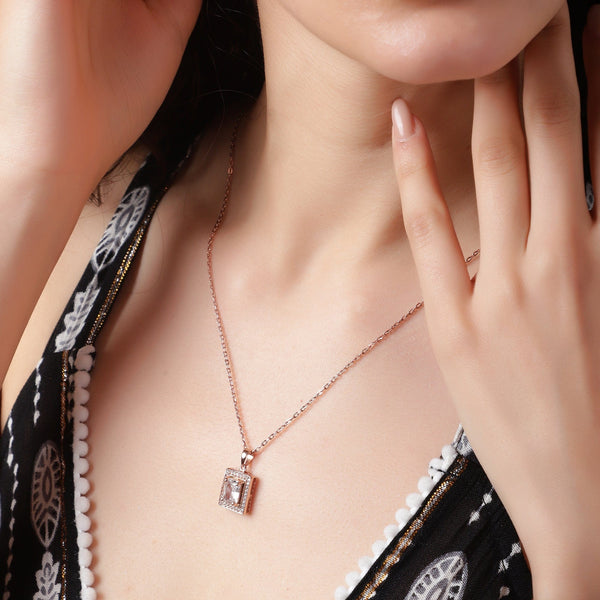 Teesta Necklace Luxe Radiance Silver Necklace
