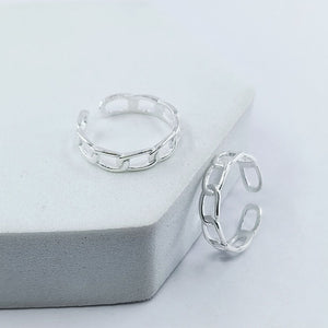 Teesta Ribbion Defined Silver Toe Ring: 925 Sterling Silver