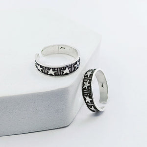 Teesta Star Defined Oxidised Silver Toe Ring: 925 Sterling Silver