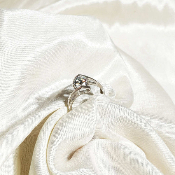Teesta Stone Rings Ever After Sparkle Adjustable Moissanite Diamond Solitaire Ring 1.00 Carat