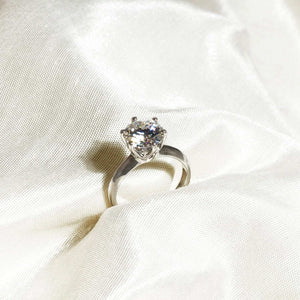 Teesta Stone Rings Lustrous Love Adjustable Moissanite Diamond Solitaire Ring 2.0 Carat